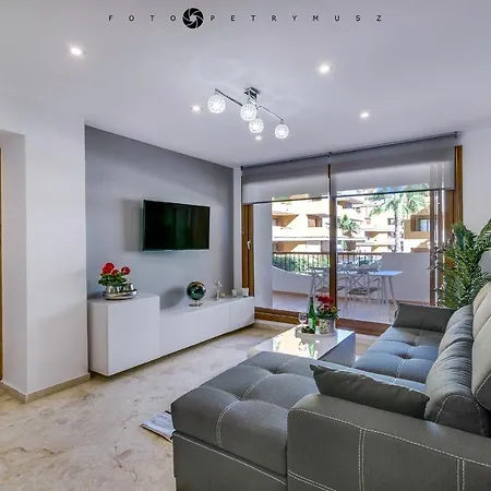 2 Bedrooms Deluxe In La Entrada Punta Prima Torrevieja